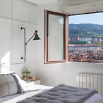 Apartment Sensations.old Town Exclusive Views&parking *